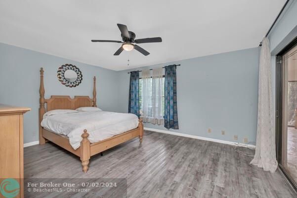 For Sale: $450,000 (3 beds, 2 baths, 2068 Square Feet)