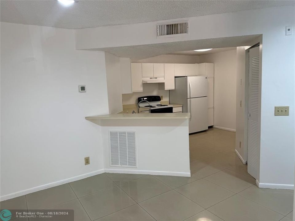 For Rent: $2,200 (2 beds, 2 baths, 0 Square Feet)