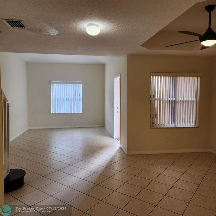 For Rent: $2,800 (3 beds, 2 baths, 0 Square Feet)