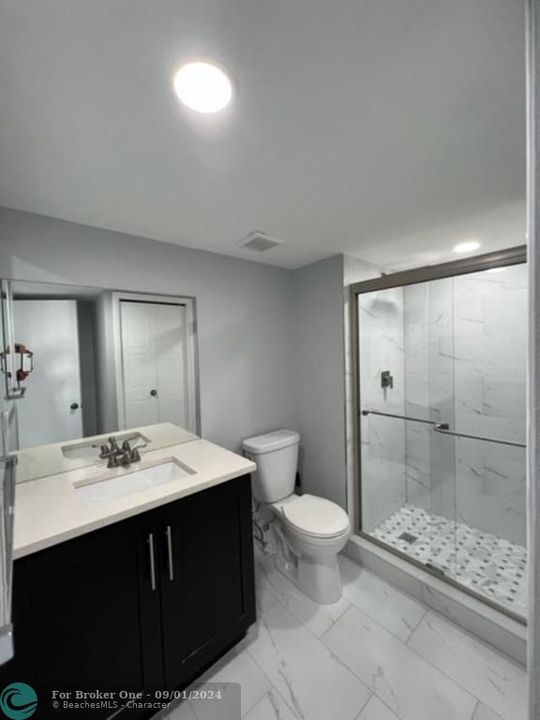 Active With Contract: $2,600 (2 beds, 2 baths, 1253 Square Feet)