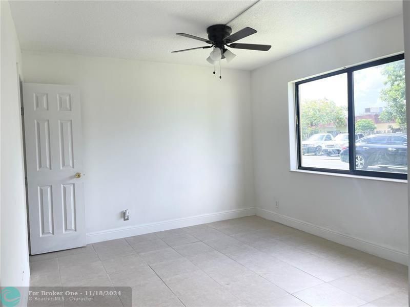 Active With Contract: $1,800 (2 beds, 2 baths, 845 Square Feet)