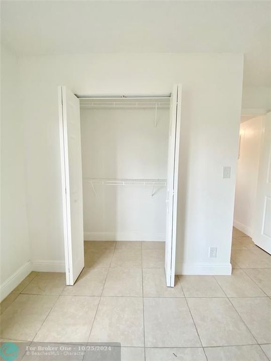 Active With Contract: $1,800 (2 beds, 2 baths, 845 Square Feet)