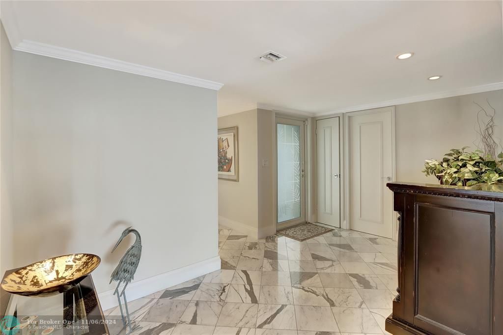 Recently Sold: $1,150,000 (2 beds, 2 baths, 2244 Square Feet)