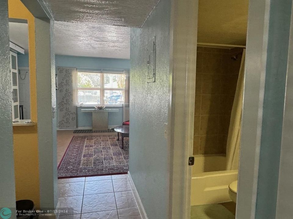 В аренду: $1,700 (1 спален, 1 ванн, 598 Квадратных фут)