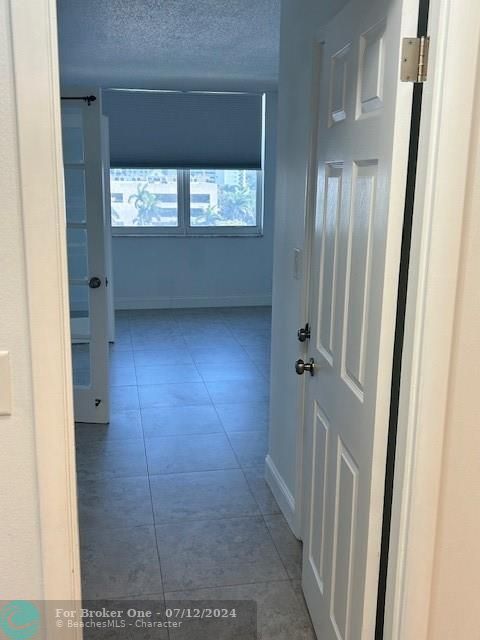 For Rent: $2,950 (2 beds, 2 baths, 1042 Square Feet)