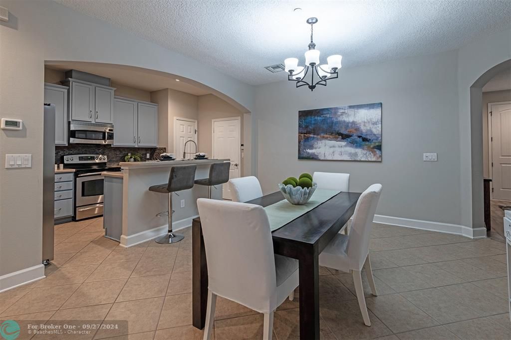 For Sale: $364,495 (3 beds, 3 baths, 1944 Square Feet)