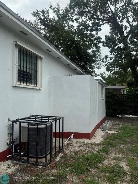 Vendido Recientemente: $387,000 (3 camas, 1 baños, 962 Pies cuadrados)