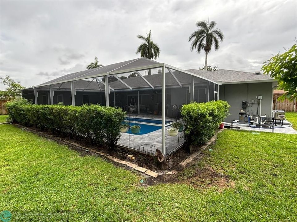 For Sale: $849,900 (3 beds, 2 baths, 2083 Square Feet)