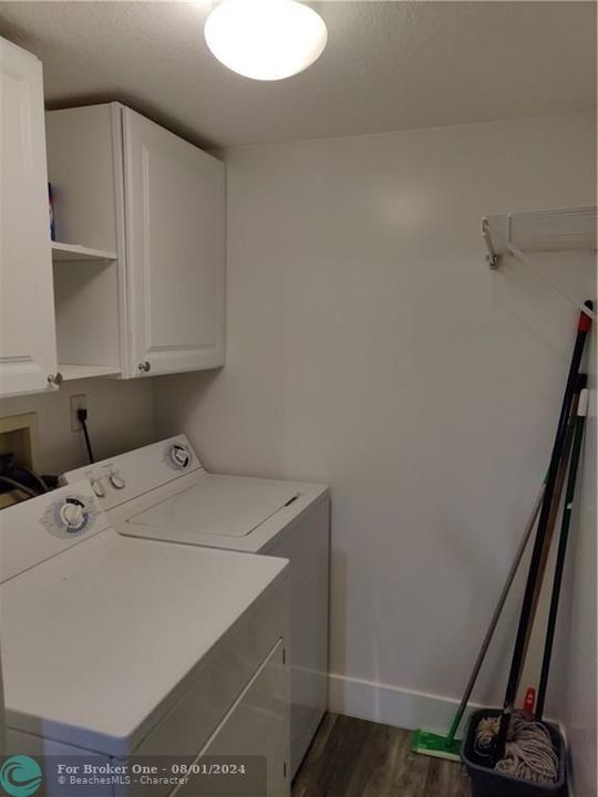 For Rent: $1,925 (1 beds, 1 baths, 750 Square Feet)