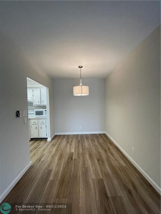 For Rent: $2,100 (2 beds, 2 baths, 900 Square Feet)