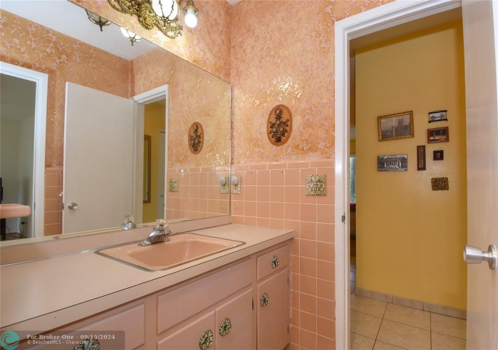 For Sale: $728,000 (2 beds, 2 baths, 2192 Square Feet)