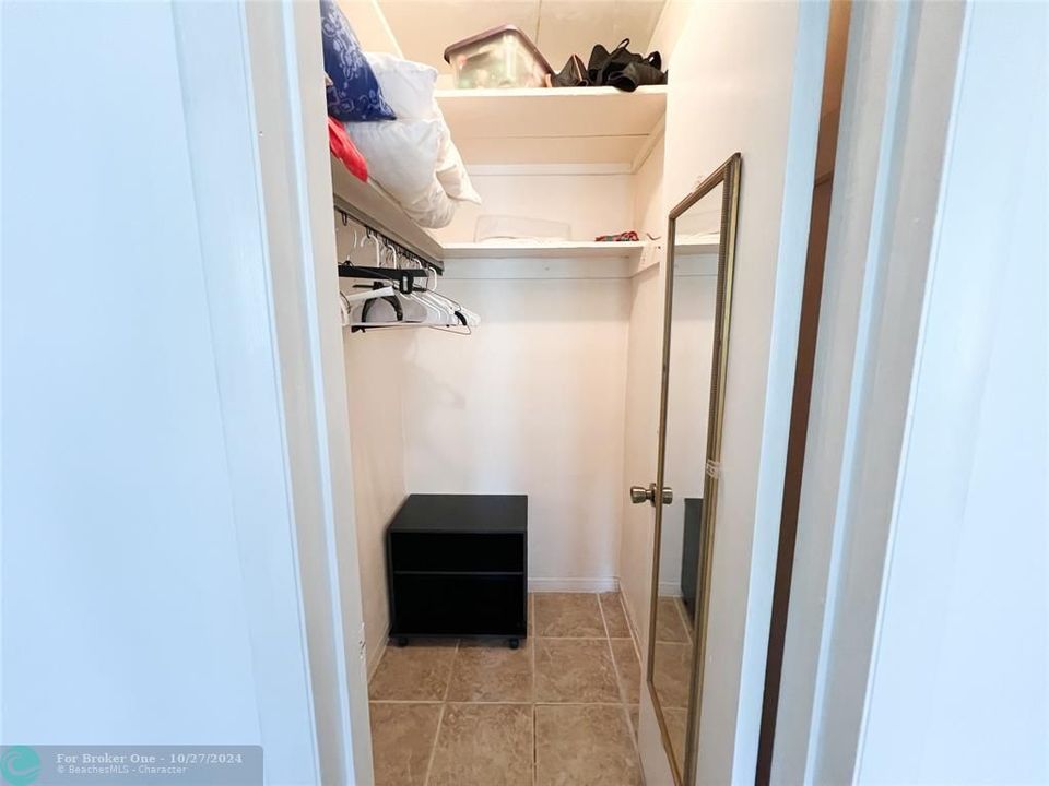 Recently Rented: $1,600 (1 beds, 1 baths, 678 Square Feet)