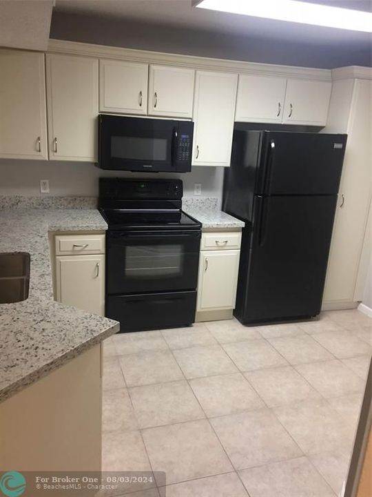 For Rent: $2,350 (2 beds, 2 baths, 0 Square Feet)