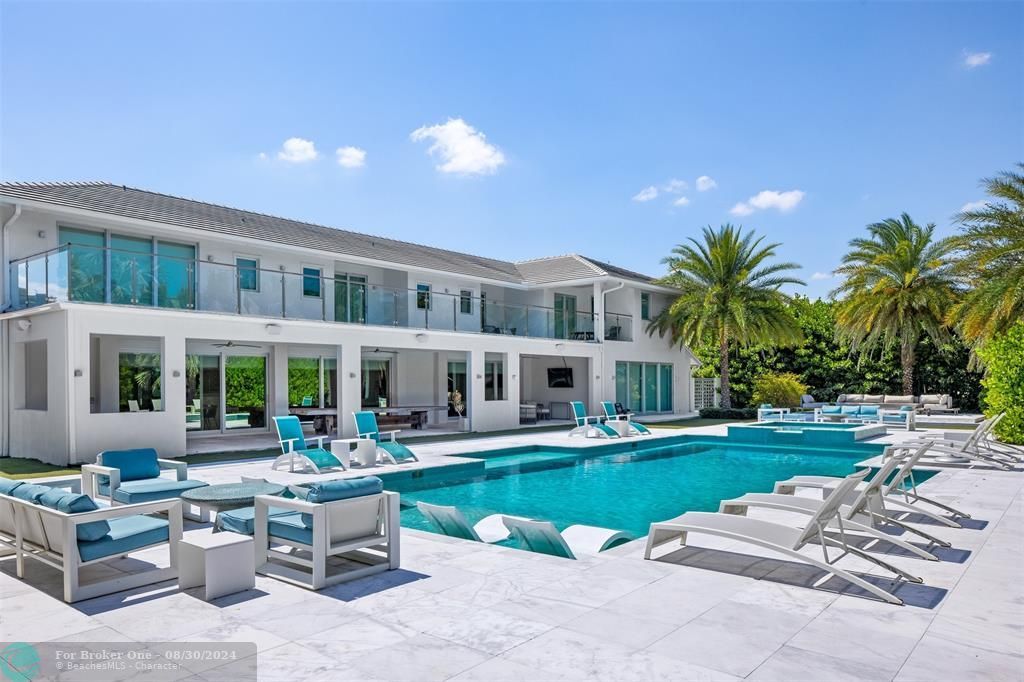 For Sale: $7,890,000 (7 beds, 7 baths, 8958 Square Feet)