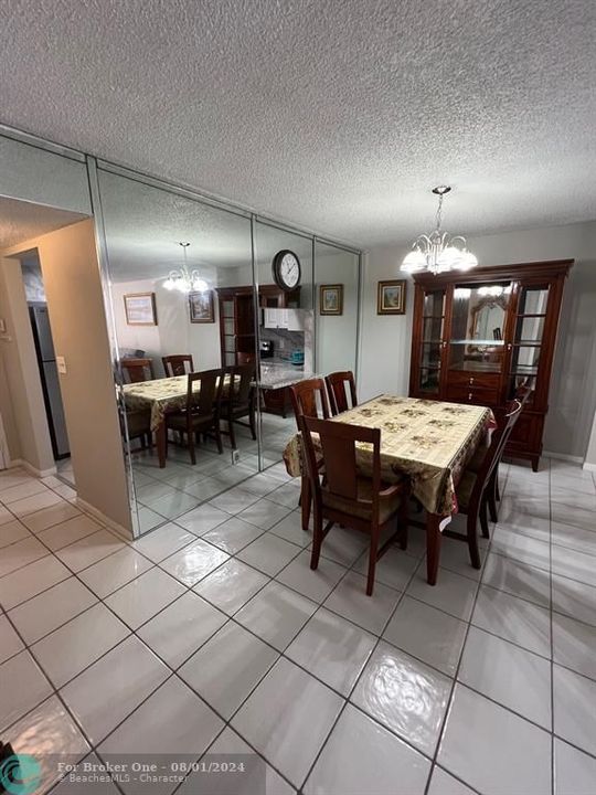 For Sale: $355,000 (1 beds, 1 baths, 1300 Square Feet)