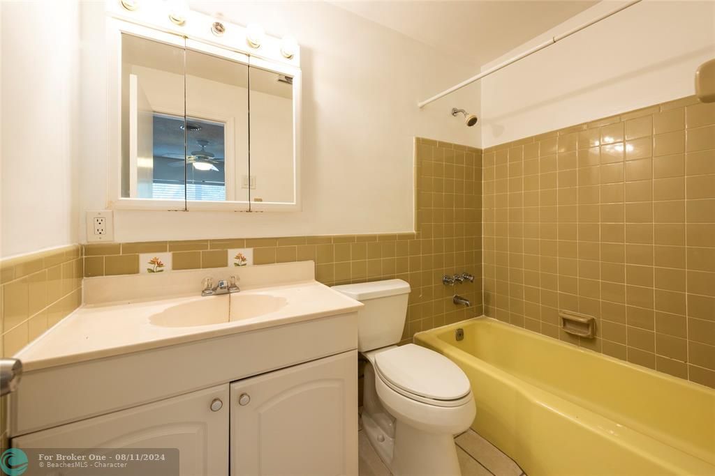 For Sale: $2,600 (2 beds, 2 baths, 0 Square Feet)