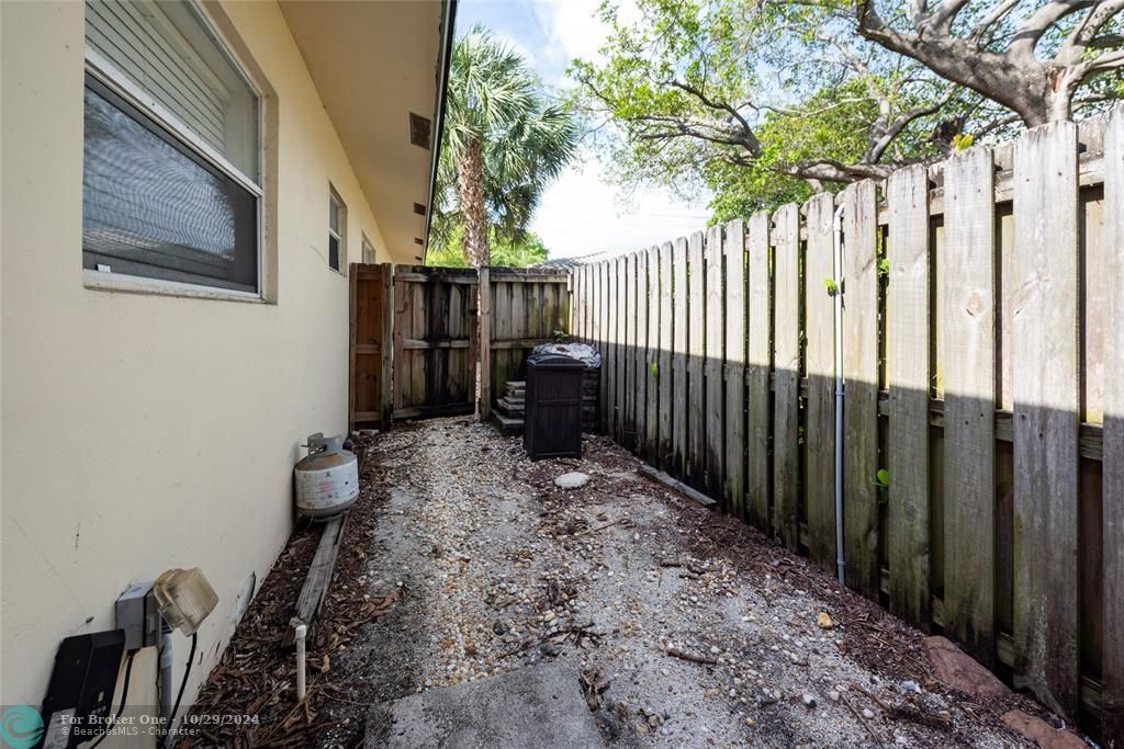 For Sale: $2,600 (2 beds, 2 baths, 0 Square Feet)