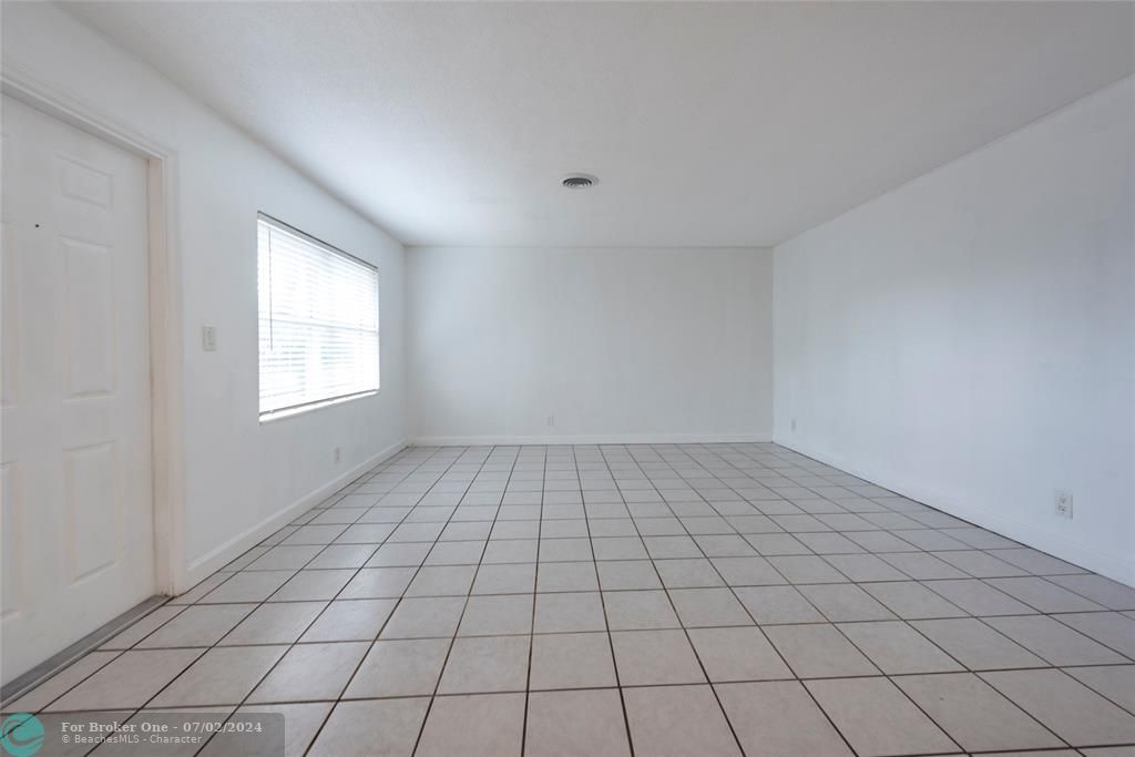 For Sale: $2,600 (2 beds, 2 baths, 0 Square Feet)