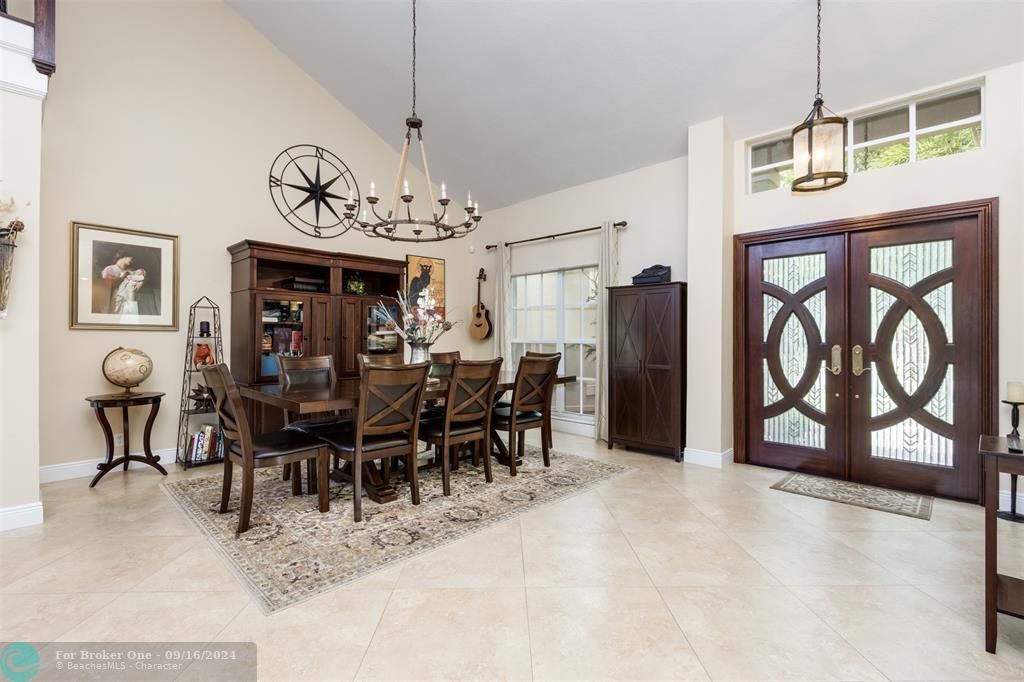 For Sale: $999,500 (5 beds, 3 baths, 3355 Square Feet)