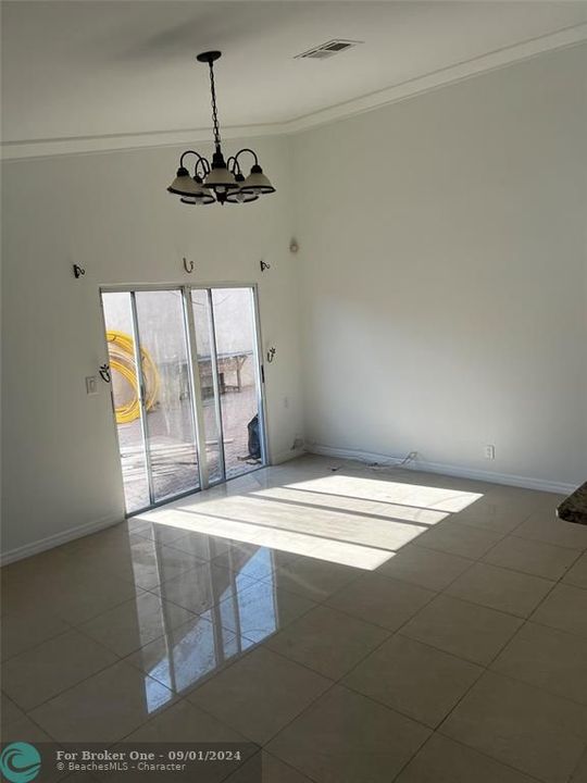 En Venta: $499,990 (3 camas, 2 baños, 1116 Pies cuadrados)