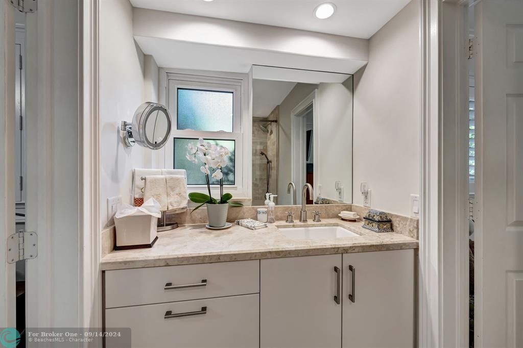 Active With Contract: $1,365,000 (4 beds, 3 baths, 2140 Square Feet)