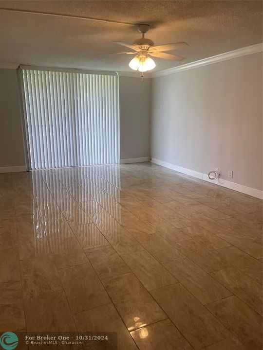 For Rent: $2,200 (2 beds, 2 baths, 1080 Square Feet)