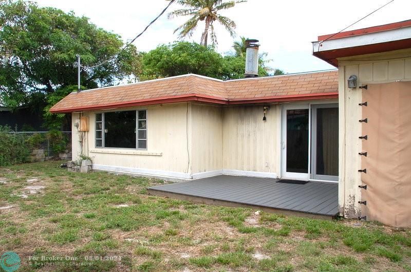 Vendido Recientemente: $495,000 (3 camas, 2 baños, 2253 Pies cuadrados)