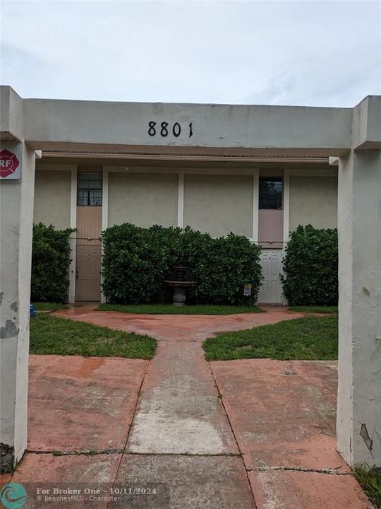 For Rent: $2,400 (3 beds, 2 baths, 0 Square Feet)