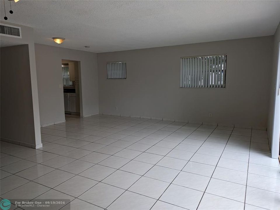 For Rent: $2,400 (3 beds, 2 baths, 0 Square Feet)