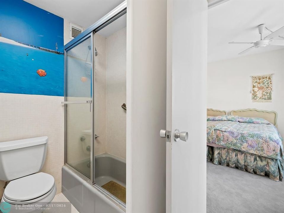 待售: $475,000 (2 贝兹, 2 浴室, 1155 平方英尺)