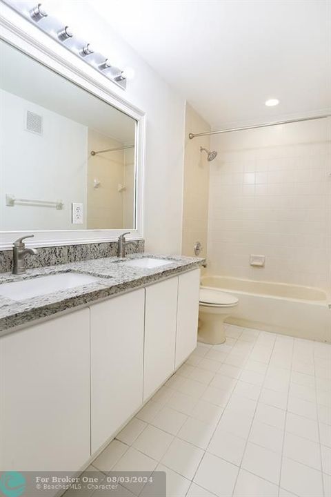 Active With Contract: $540,000 (4 beds, 2 baths, 2032 Square Feet)