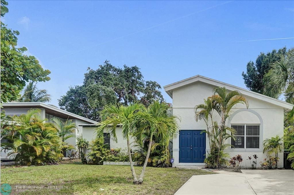 For Sale: $665,000 (3 beds, 2 baths, 1638 Square Feet)