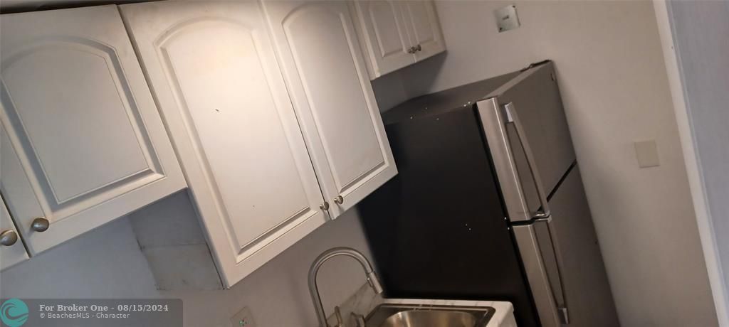 For Rent: $1,450 (1 beds, 1 baths, 0 Square Feet)