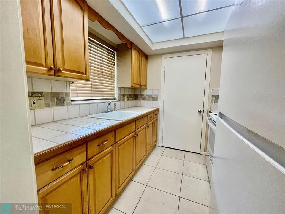 Recently Rented: $1,500 (1 beds, 1 baths, 640 Square Feet)