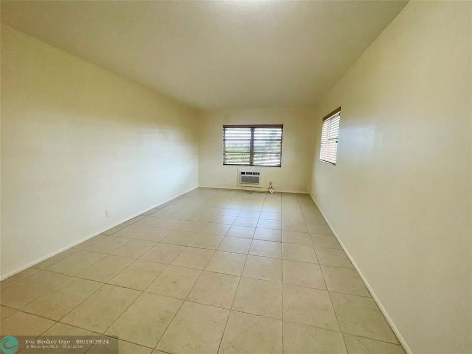 Recently Rented: $1,500 (1 beds, 1 baths, 640 Square Feet)