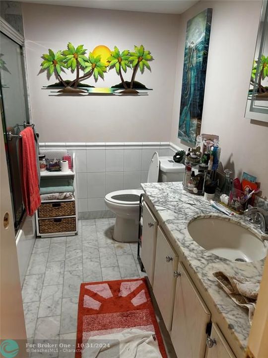 Recently Rented: $2,200 (1 beds, 1 baths, 968 Square Feet)