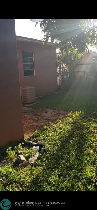 En Venta: $560,000 (4 camas, 2 baños, 1547 Pies cuadrados)