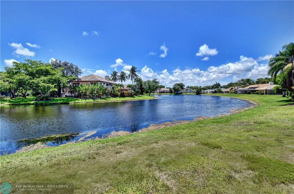 For Sale: $1,775,000 (4 beds, 3 baths, 3952 Square Feet)