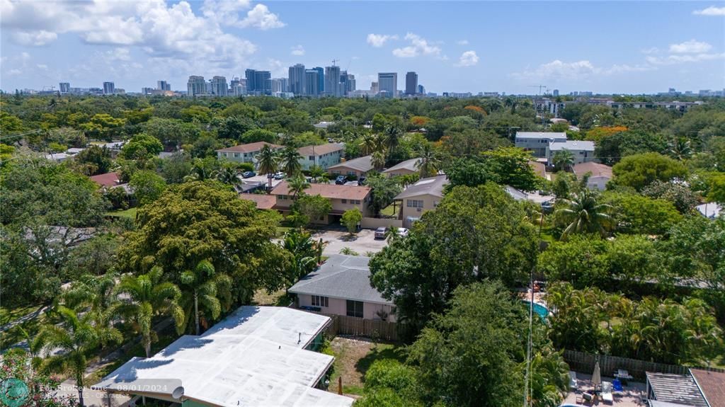 For Sale: $749,999 (3 beds, 2 baths, 1728 Square Feet)