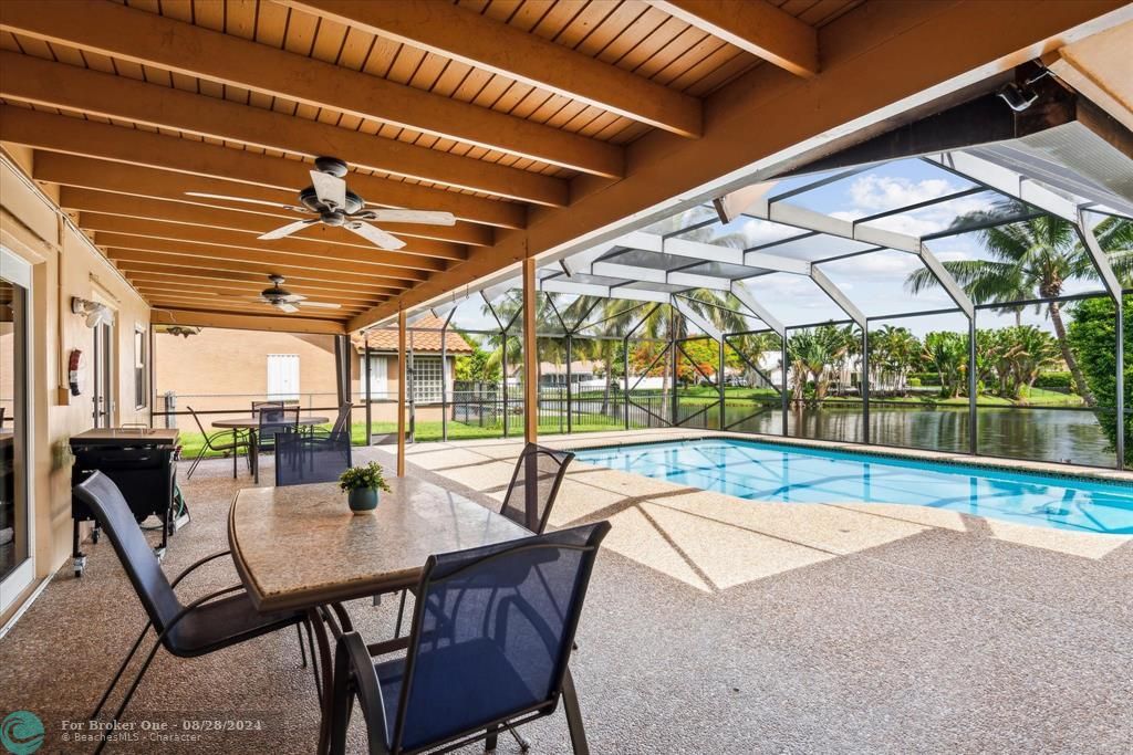 Recently Sold: $810,000 (4 beds, 2 baths, 2271 Square Feet)