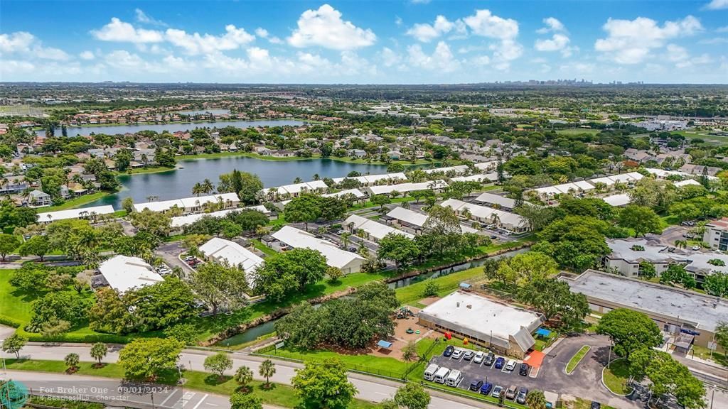 Active With Contract: $475,000 (3 beds, 2 baths, 1464 Square Feet)