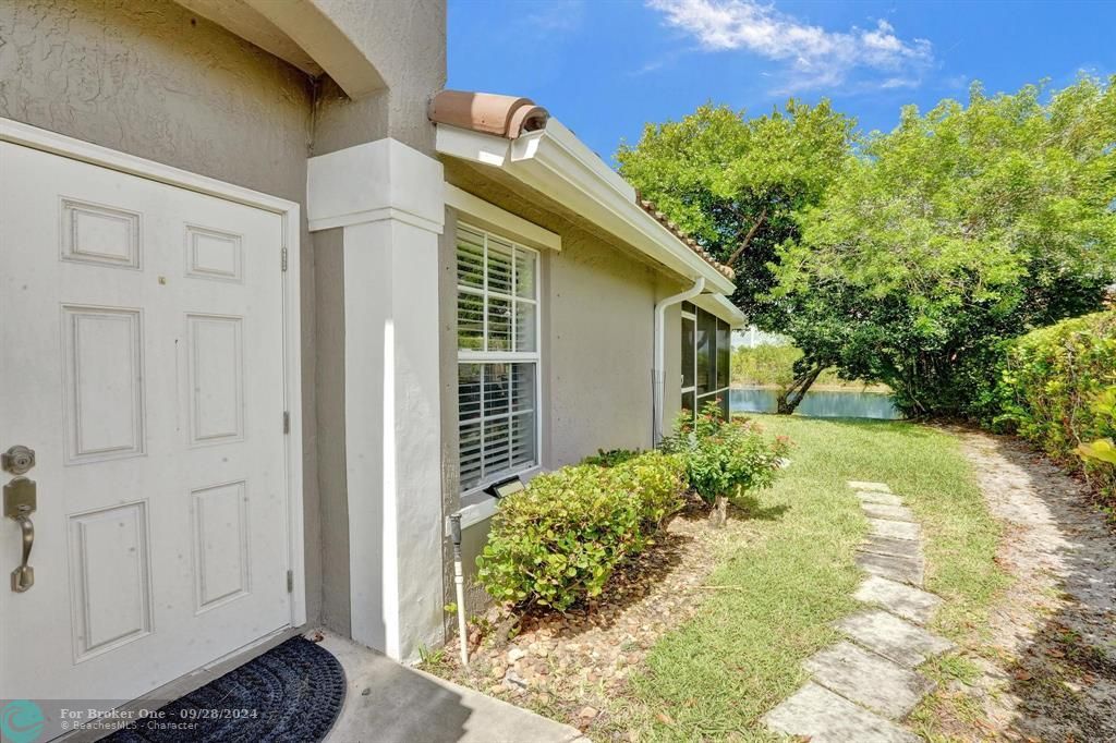 Recently Sold: $539,900 (3 beds, 2 baths, 1349 Square Feet)