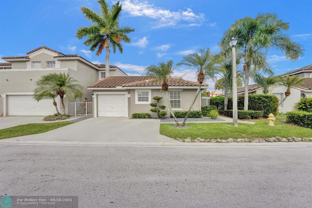 Recently Sold: $539,900 (3 beds, 2 baths, 1349 Square Feet)