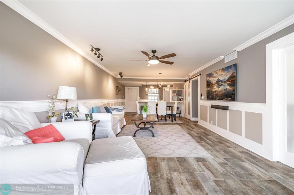 Active With Contract: $235,000 (2 beds, 2 baths, 1100 Square Feet)