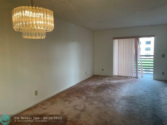 For Sale: $100,000 (2 beds, 2 baths, 810 Square Feet)