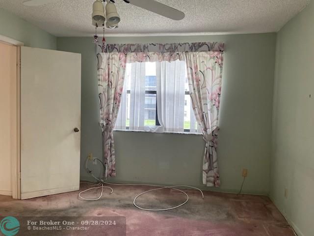 For Sale: $100,000 (2 beds, 2 baths, 810 Square Feet)