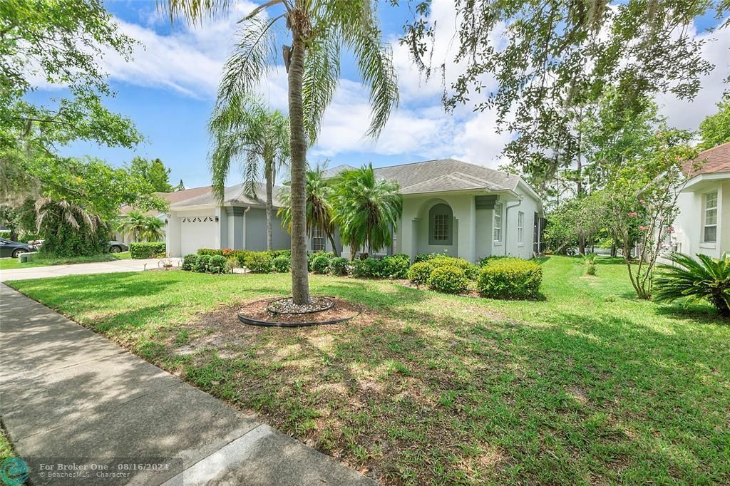 For Sale: $620,000 (4 beds, 2 baths, 2324 Square Feet)