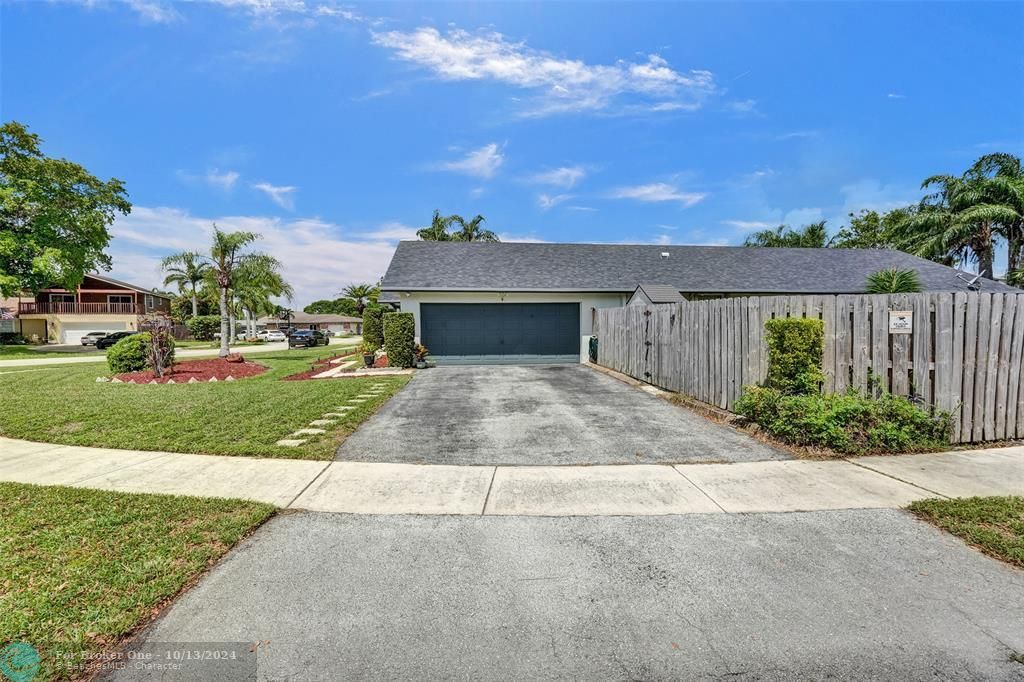 Active With Contract: $659,900 (3 beds, 2 baths, 2340 Square Feet)