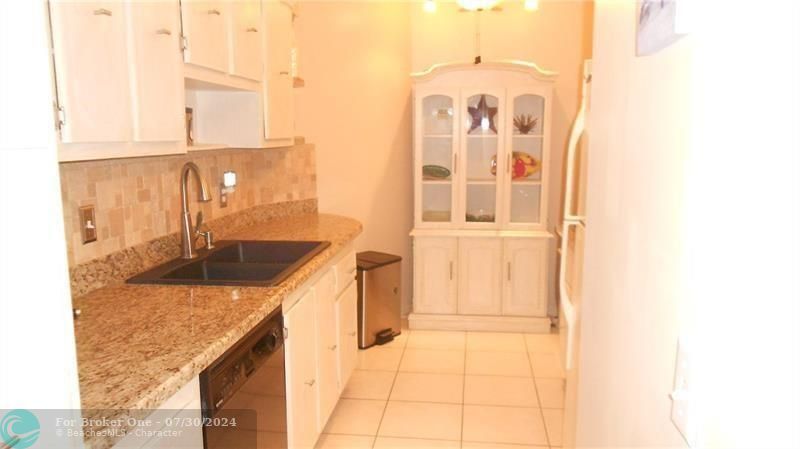 For Rent: $2,300 (1 beds, 1 baths, 0 Square Feet)