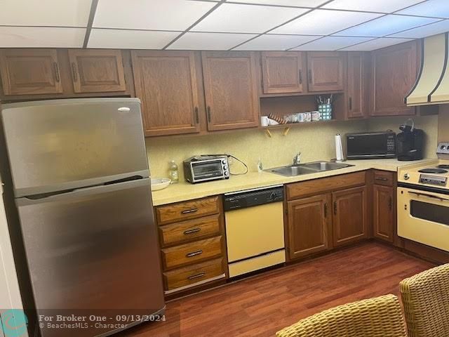 For Rent: $3,995 (2 beds, 2 baths, 1499 Square Feet)